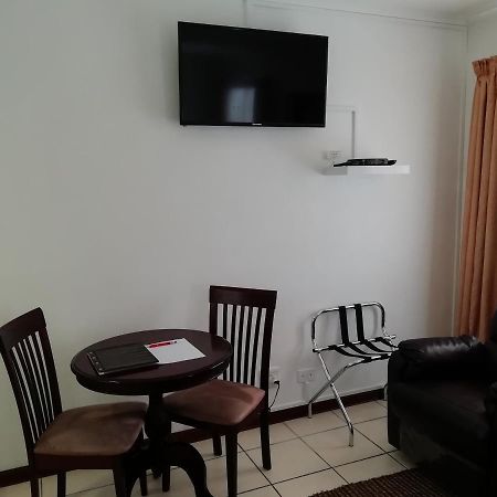 Newton Sands Guesthouse Port Elizabeth Exterior foto